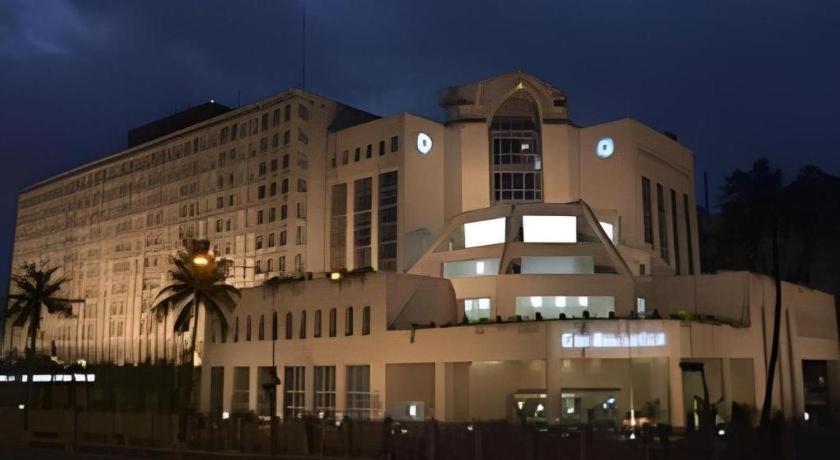 Hotel Ruposhi Bangla Daca Exterior foto