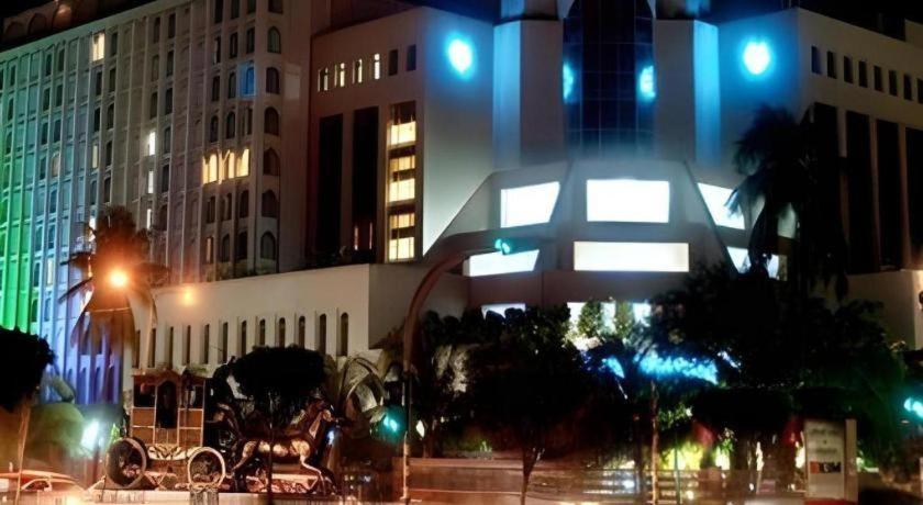 Hotel Ruposhi Bangla Daca Exterior foto
