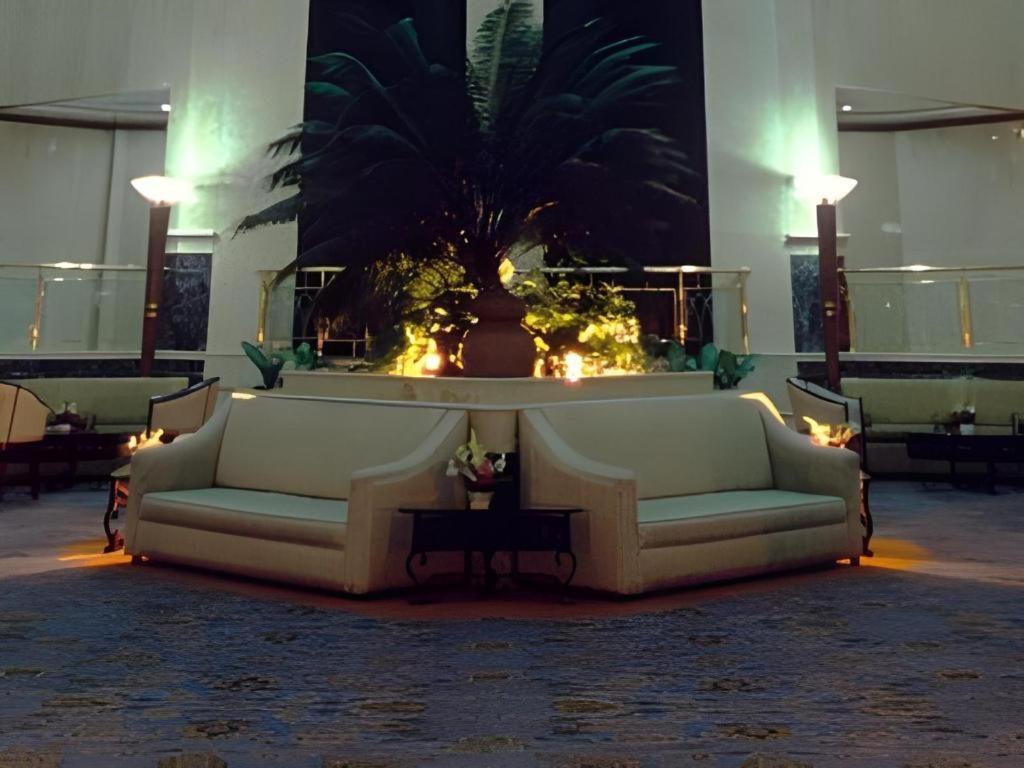Hotel Ruposhi Bangla Daca Exterior foto